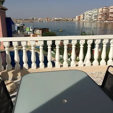 Marina Port 4*